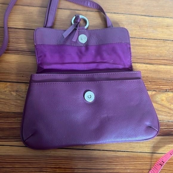 Adorable Small Purple/Plum Leather Crossbody Bag - Picture 6 of 13